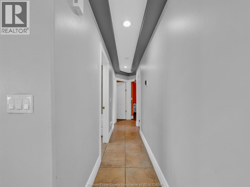 2848 Southridge, Windsor, Ontario  N8W 5N2 - Photo 22 - 26006226