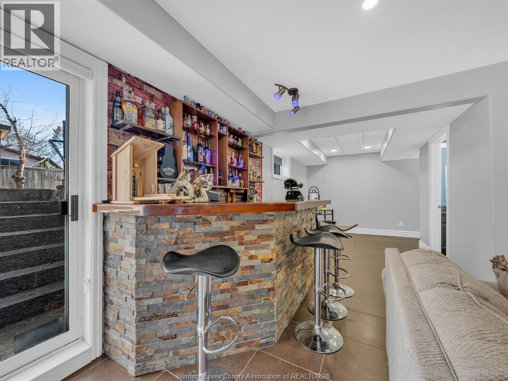 2848 Southridge, Windsor, Ontario  N8W 5N2 - Photo 34 - 26006226