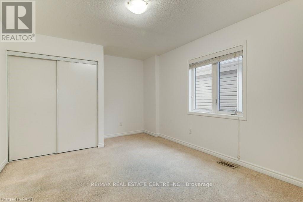 11 Compass Trail, Cambridge, Ontario  N3E 0B7 - Photo 22 - X12920044