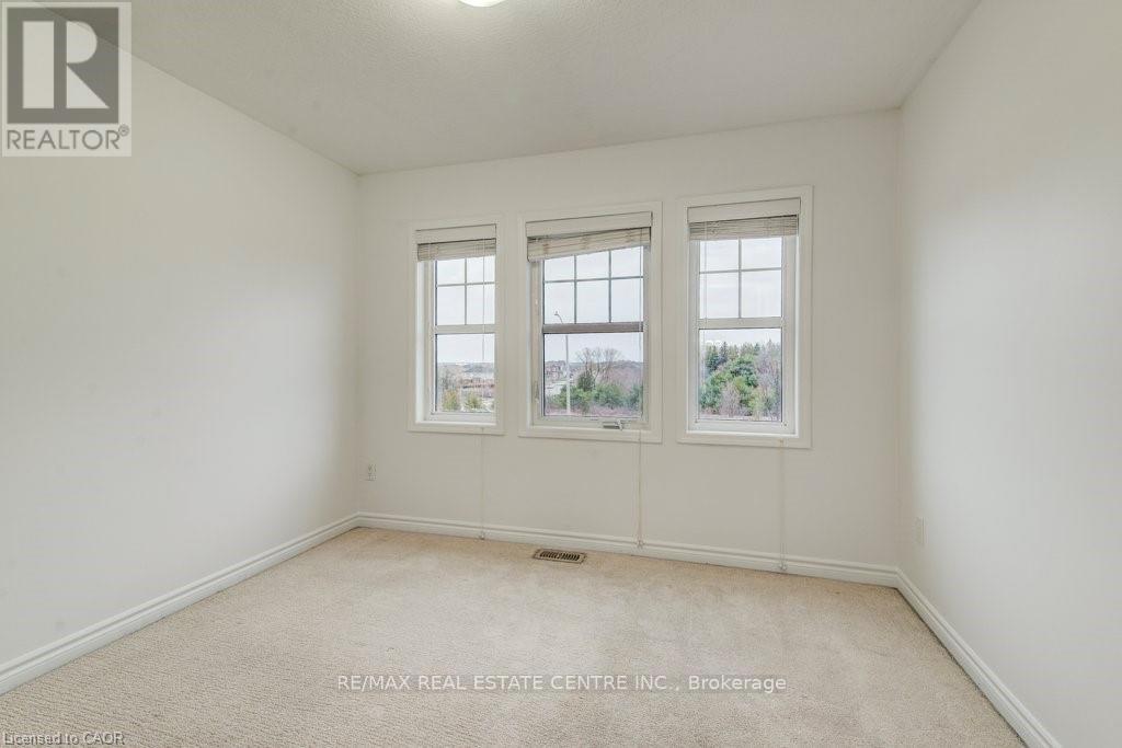 11 Compass Trail, Cambridge, Ontario  N3E 0B7 - Photo 26 - X12920044