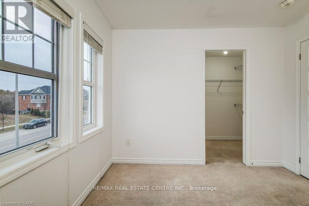 11 Compass Trail, Cambridge, Ontario  N3E 0B7 - Photo 27 - X12920044