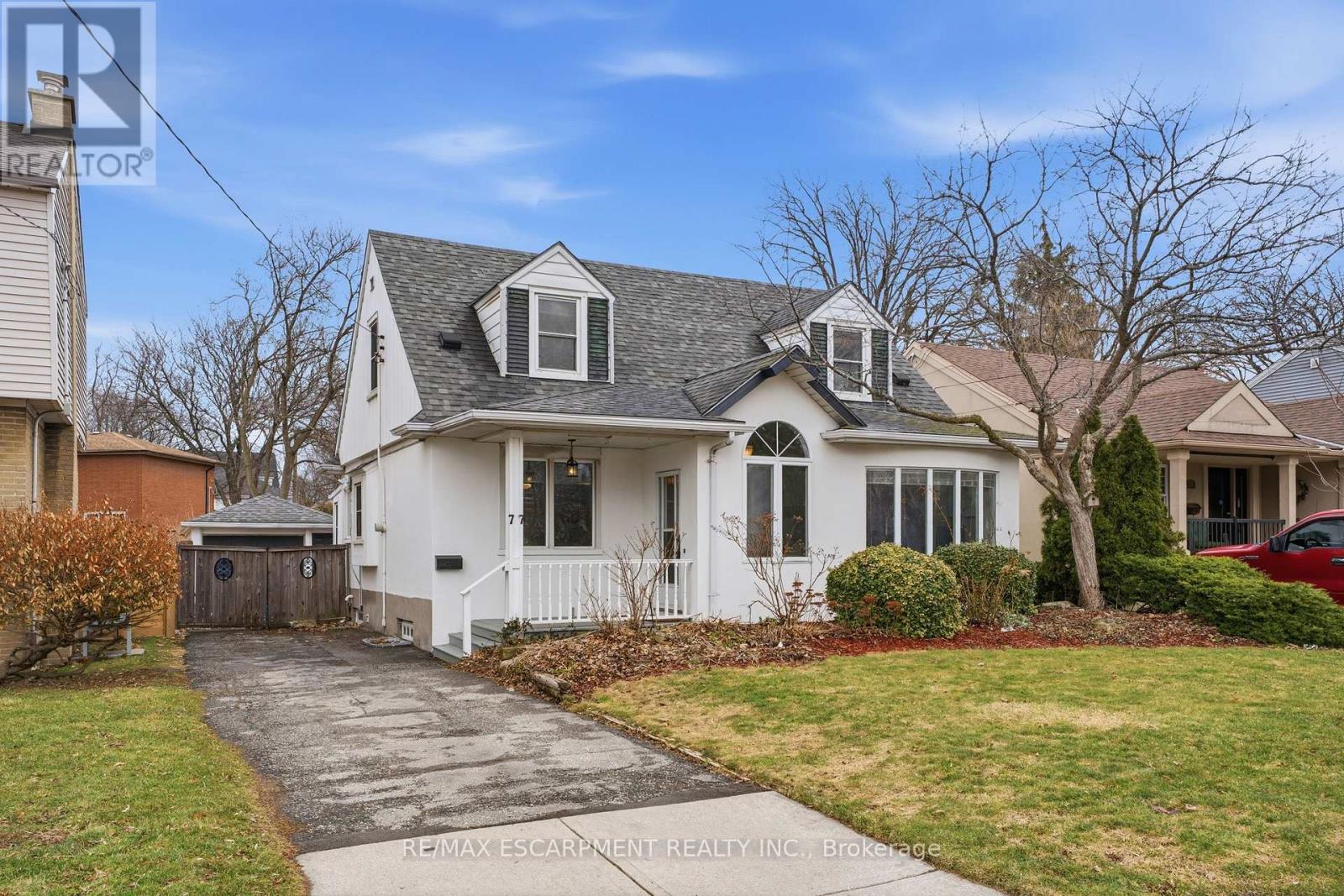 77 Arcade Crescent, Hamilton, Ontario  L9C 3J1 - Photo 2 - X12920056