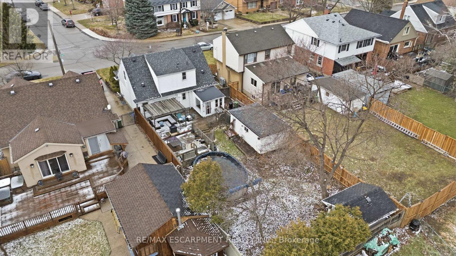 77 Arcade Crescent, Hamilton, Ontario  L9C 3J1 - Photo 44 - X12920056