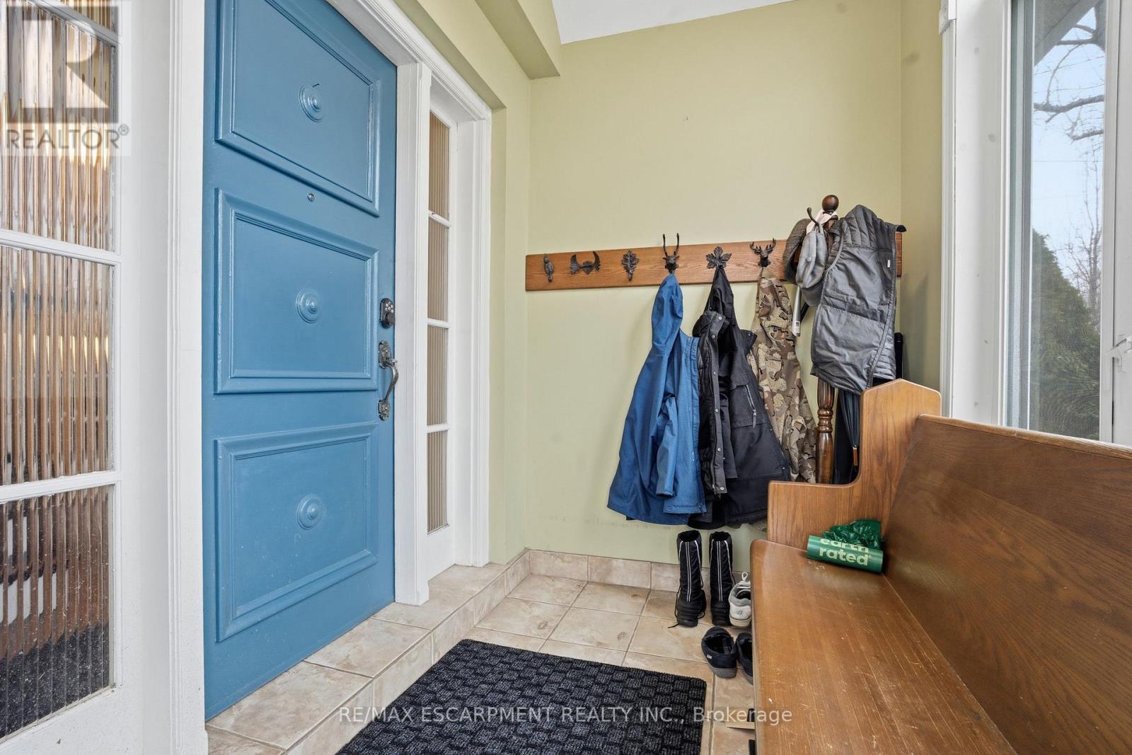 77 Arcade Crescent, Hamilton, Ontario  L9C 3J1 - Photo 5 - X12920056