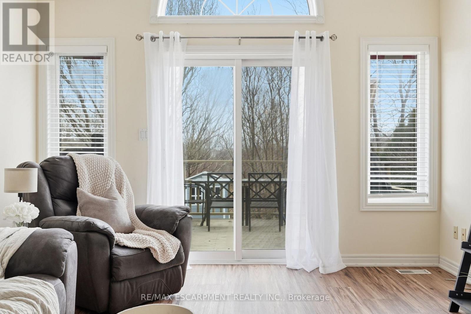 4055 Ashby Drive, Lincoln, Ontario  L3J 0G6 - Photo 22 - X12920068