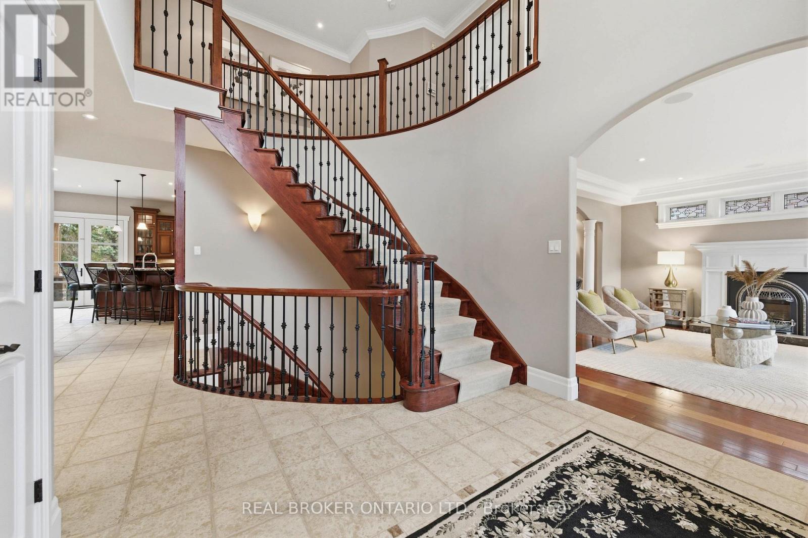 16 Seifert Court, Cambridge, Ontario  N3C 2V4 - Photo 6 - X12920072