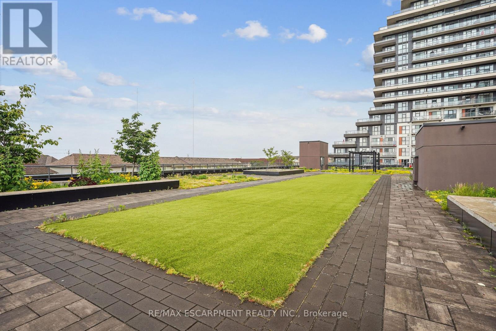 709 - 560 North Service Road, Grimsby, Ontario L3M 0G3 - Photo 28 - X12920082