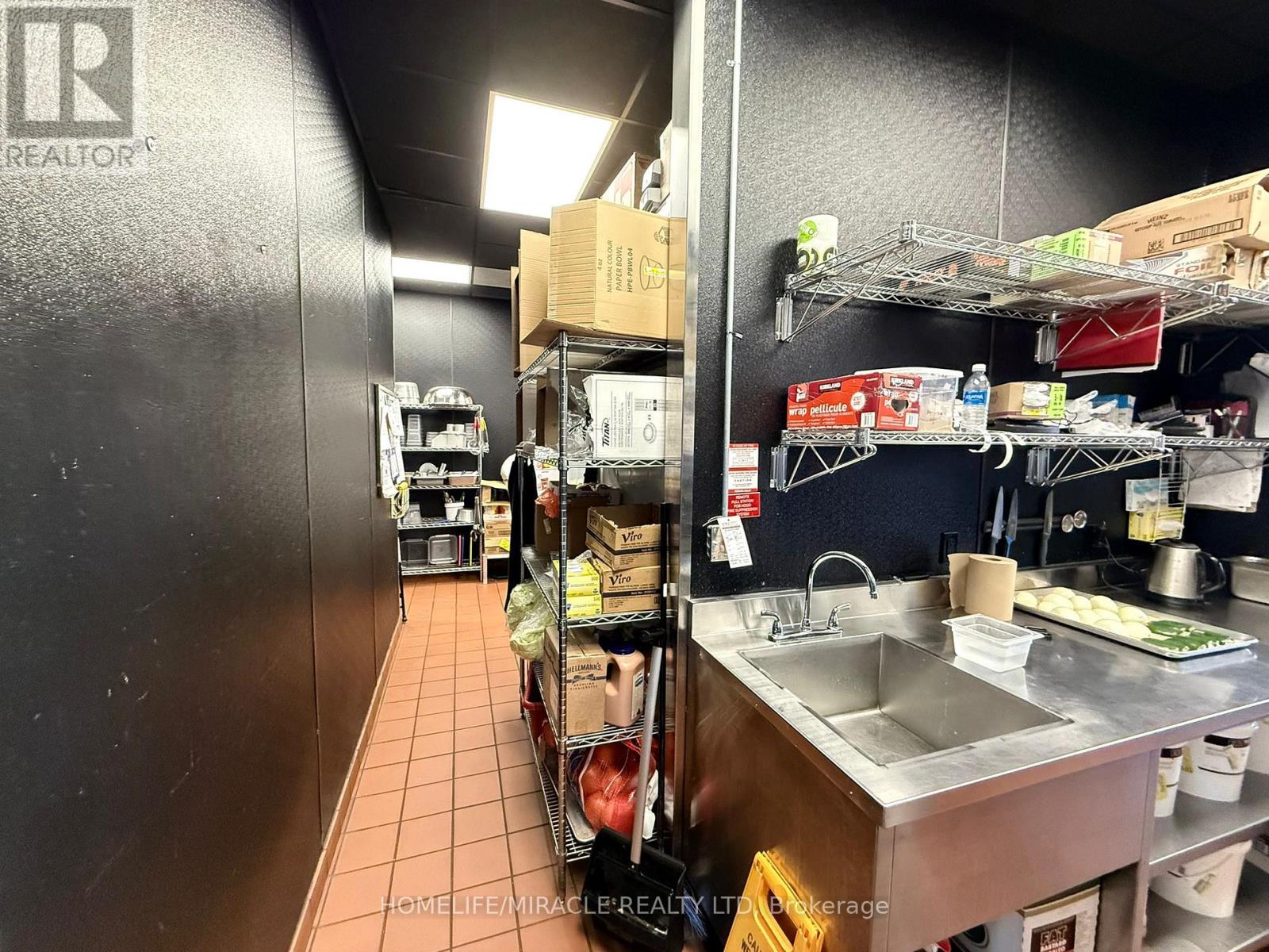 1675 Tenth Line Road, Ottawa, Ontario  K1E 3P6 - Photo 9 - X12920118