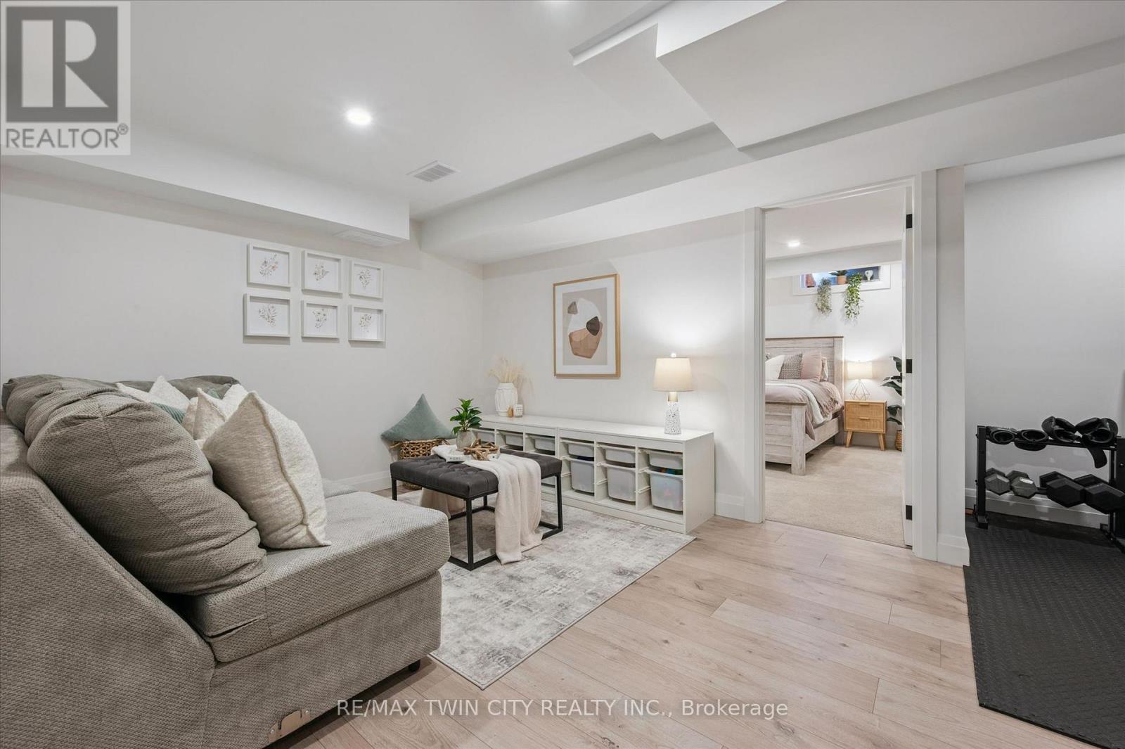 51 Elma Place, Cambridge, Ontario  N3C 4E6 - Photo 25 - X12920124