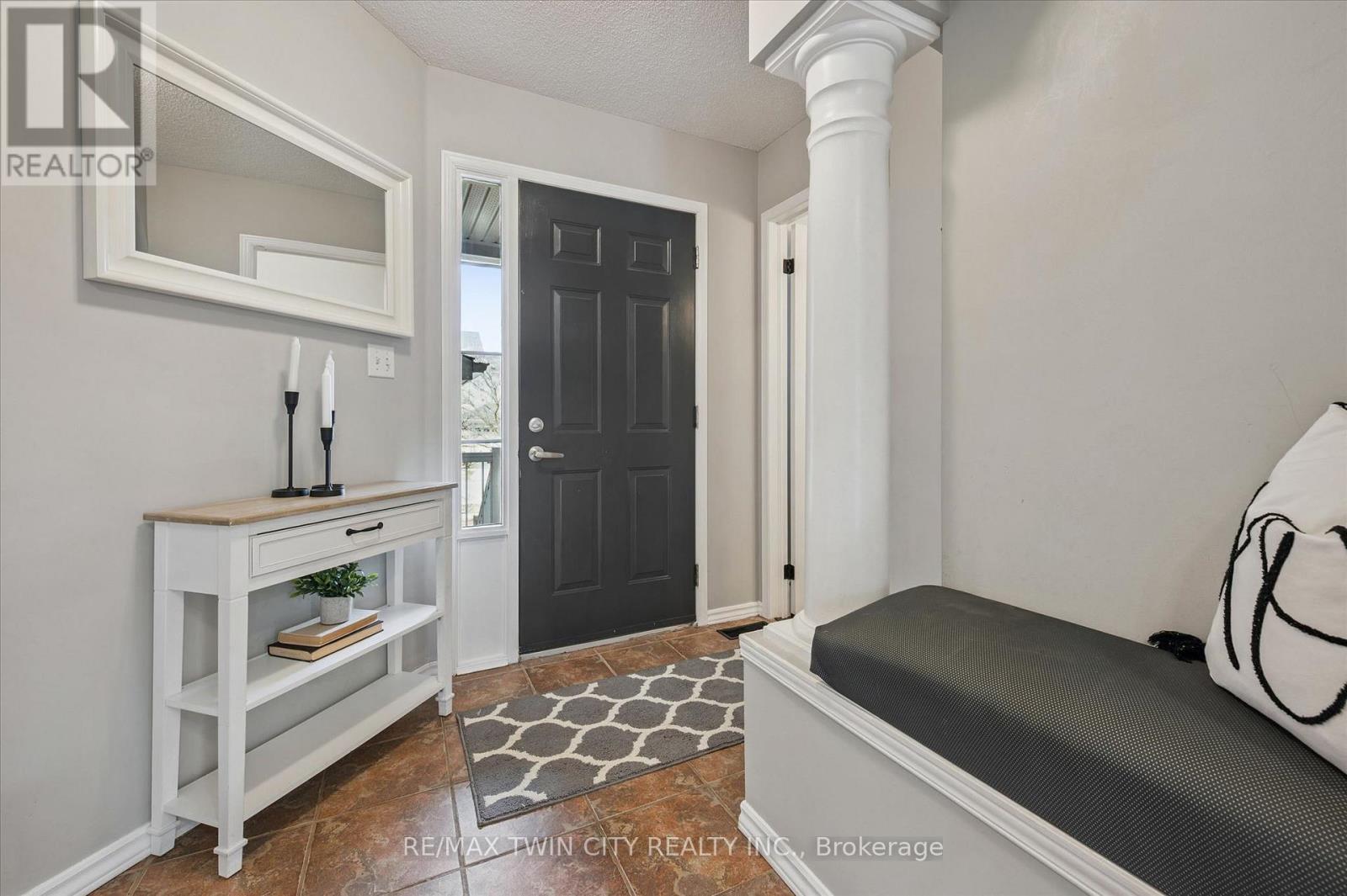 51 Elma Place, Cambridge, Ontario  N3C 4E6 - Photo 5 - X12920124