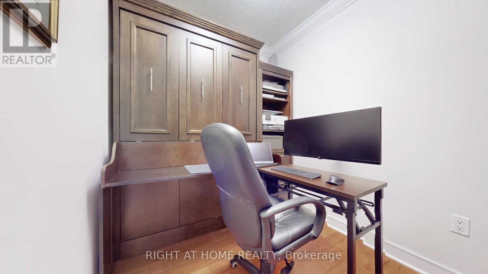 2102 - 5 Mariner Terrace, Toronto, Ontario  M5V 3V6 - Photo 28 - C12919390