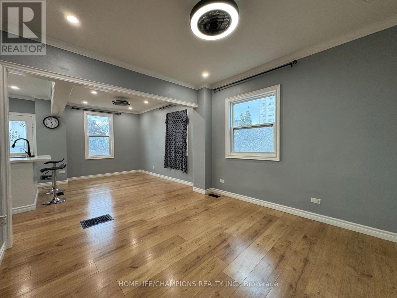 238 Dearborn Avenue, Oshawa, Ontario L1G 4Z4 - Photo 4 - E12911300