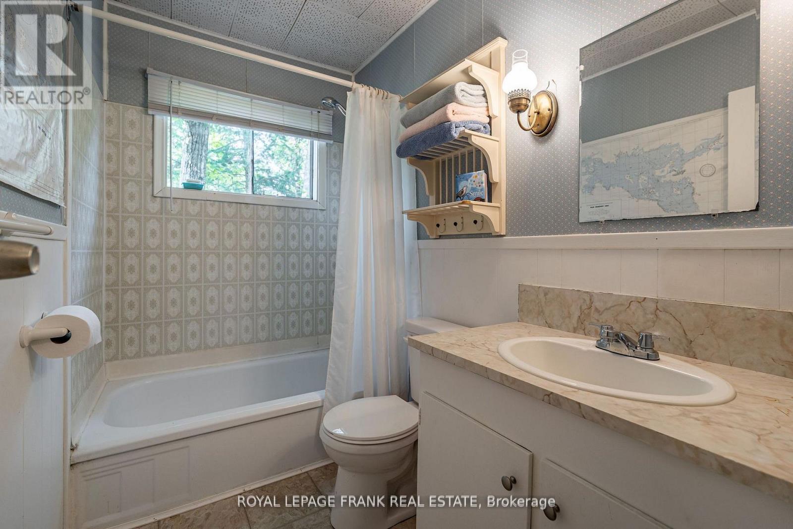 428 & 430 Island 7 Stoney Lake, Douro-Dummer, Ontario  K0L 2H0 - Photo 16 - X12919666