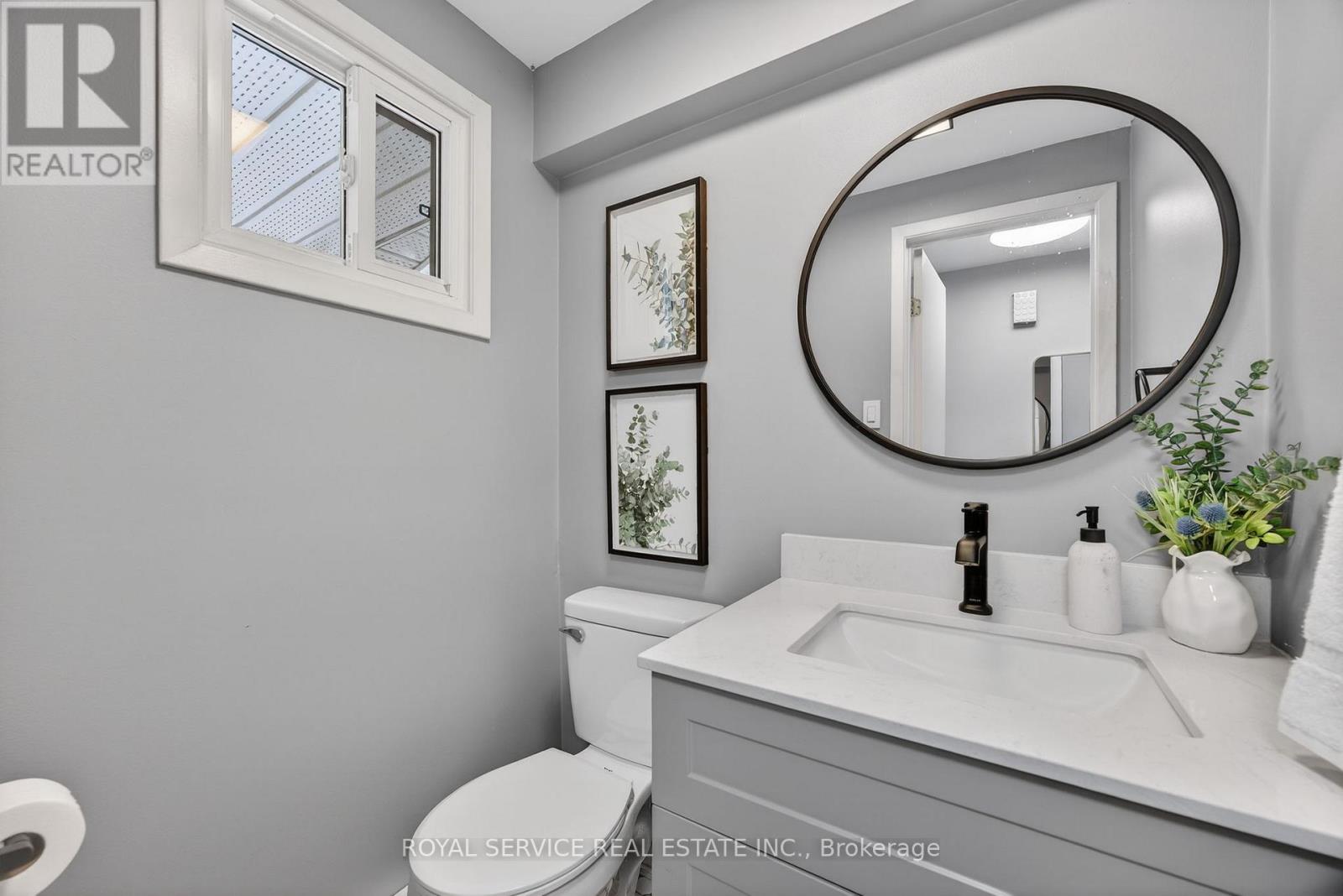 41 Hemingway Crescent, Barrie (Letitia Heights), Ontario  L4N 5G2 - Photo 21 - S12920264