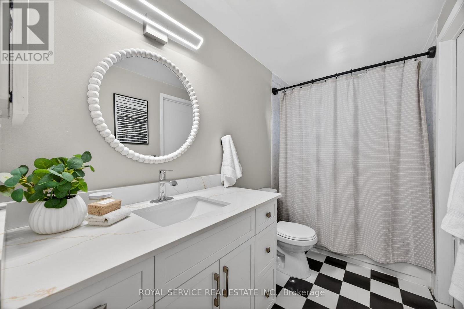 41 Hemingway Crescent, Barrie (Letitia Heights), Ontario  L4N 5G2 - Photo 29 - S12920264