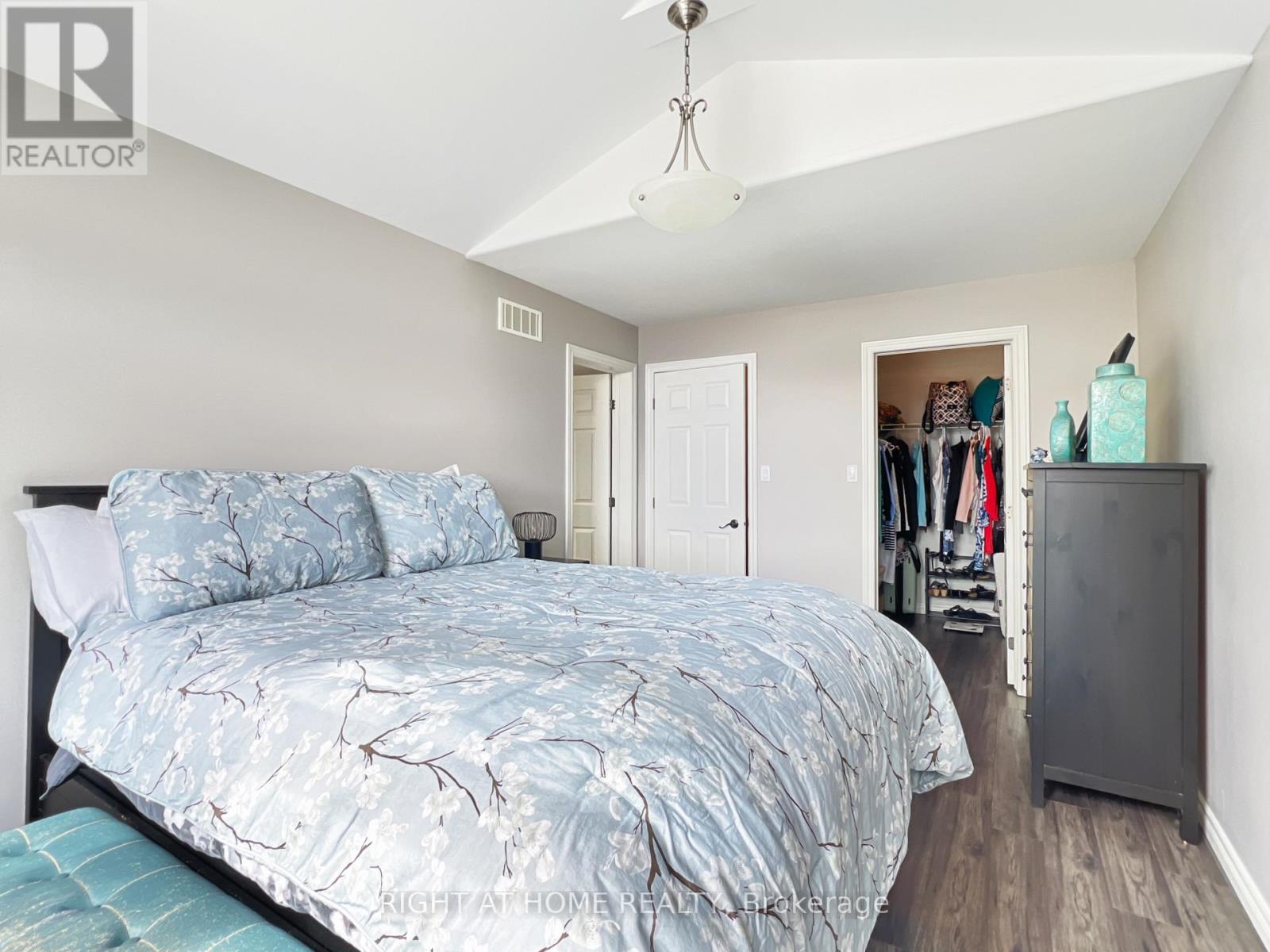 26 Princeton Place, Belleville, Ontario  K8N 0B2 - Photo 18 - X12920194