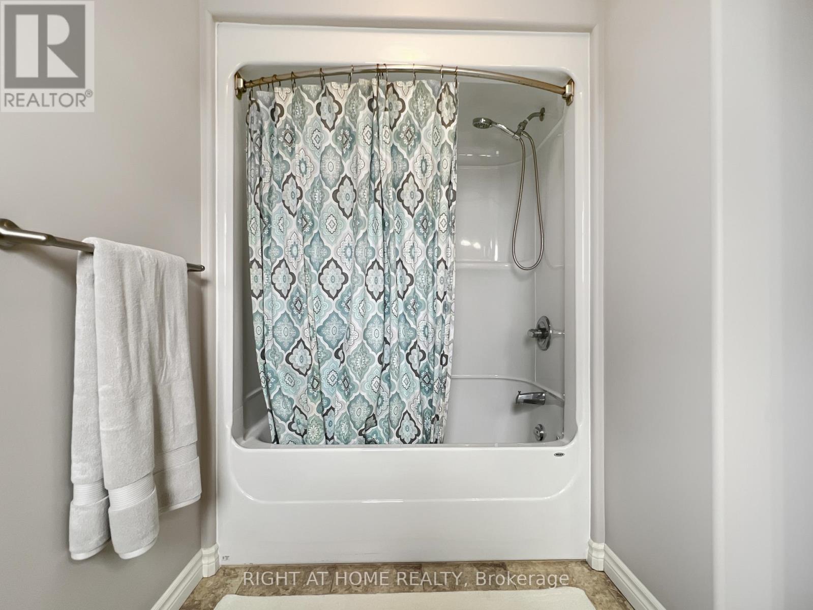 26 Princeton Place, Belleville, Ontario  K8N 0B2 - Photo 21 - X12920194