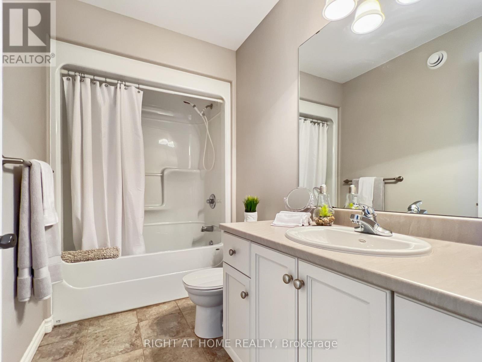 26 Princeton Place, Belleville, Ontario  K8N 0B2 - Photo 24 - X12920194