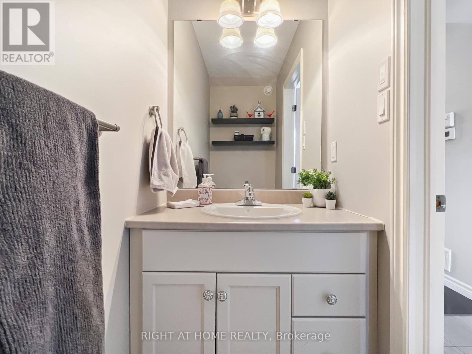 26 Princeton Place, Belleville, Ontario  K8N 0B2 - Photo 6 - X12920194