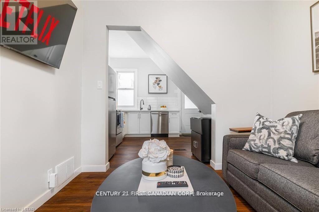 3 - 43 Josephine Street, London South, Ontario N5Z 3N9 - Photo 3 - X12920158