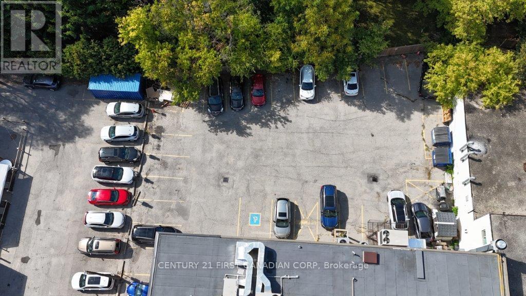 1288 Commissioners Road W, London South, Ontario N6K 1E1 - Photo 14 - X12920270