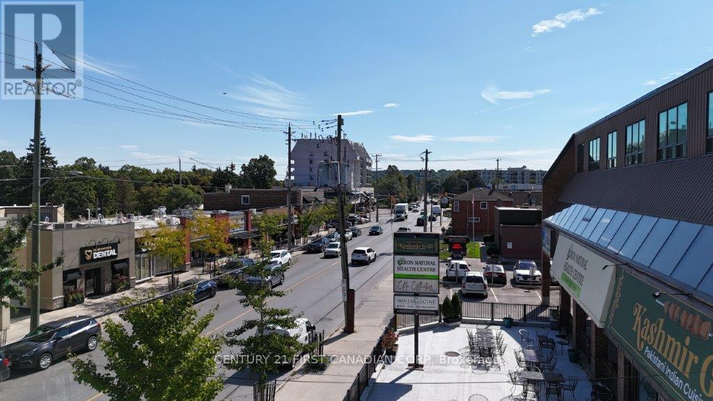 1288 Commissioners Road W, London South, Ontario N6K 1E1 - Photo 2 - X12920270