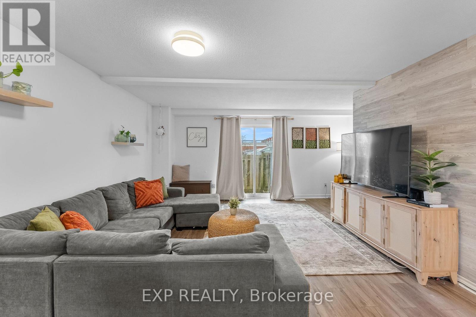 84 - 8141 Coventry Road, Niagara Falls, Ontario  L2H 2X7 - Photo 1 - X12898686