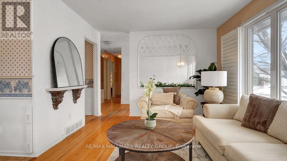 2185 Bickerton Avenue, Ottawa, Ontario K1J 6Y2 - Photo 10 - X12920128