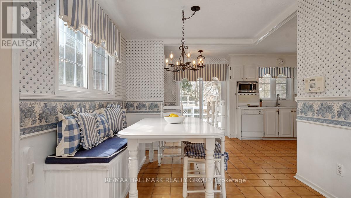 2185 Bickerton Avenue, Ottawa, Ontario K1J 6Y2 - Photo 13 - X12920128