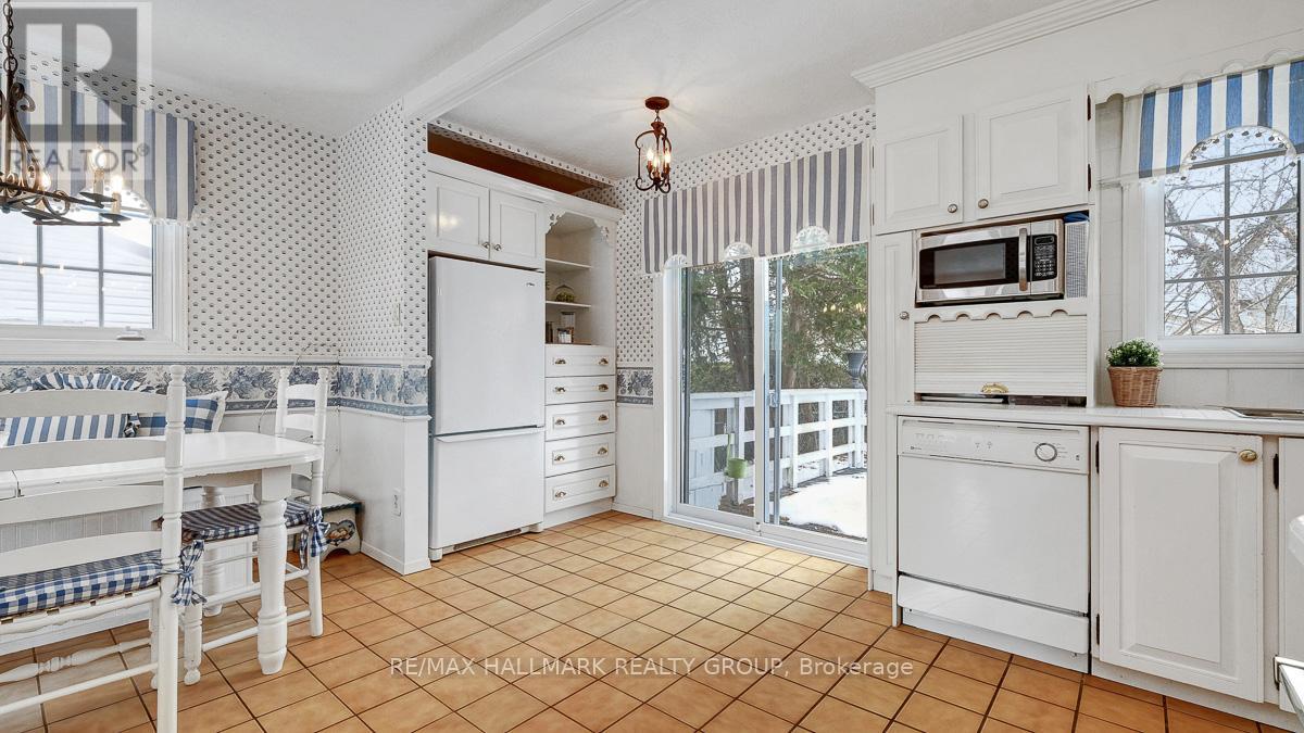 2185 Bickerton Avenue, Ottawa, Ontario K1J 6Y2 - Photo 21 - X12920128