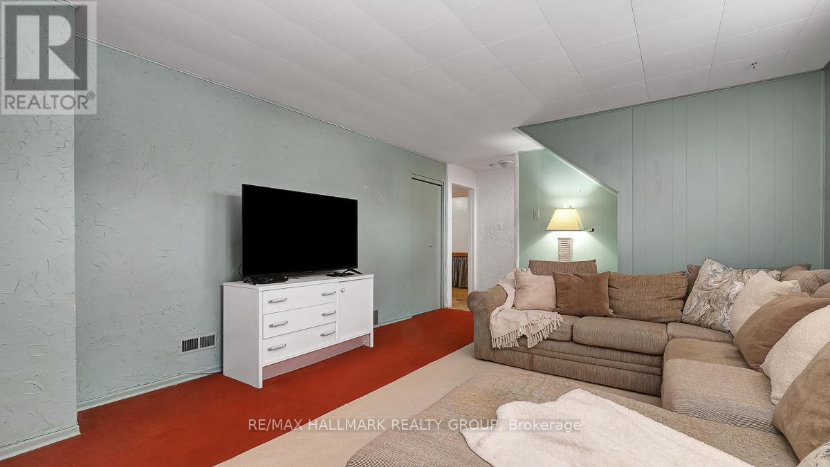 2185 Bickerton Avenue, Ottawa, Ontario K1J 6Y2 - Photo 36 - X12920128