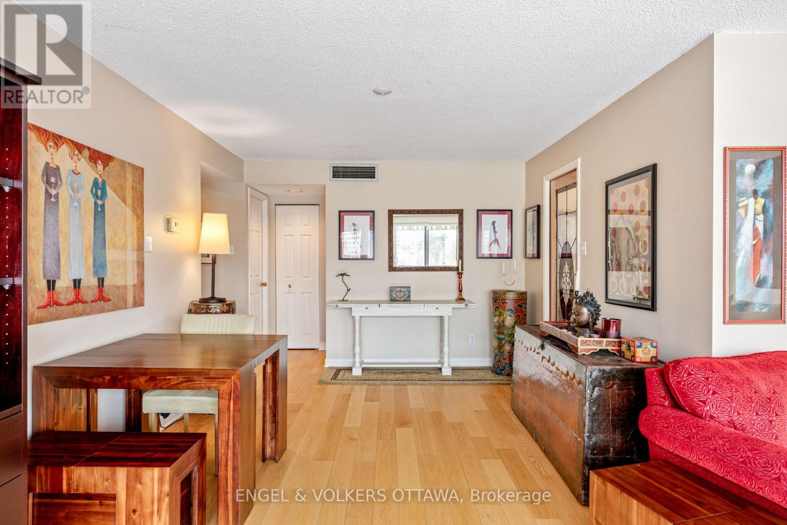 103 - 555 Wilbrod Street, Ottawa, Ontario K1N 5R4 - Photo 11 - X12920196