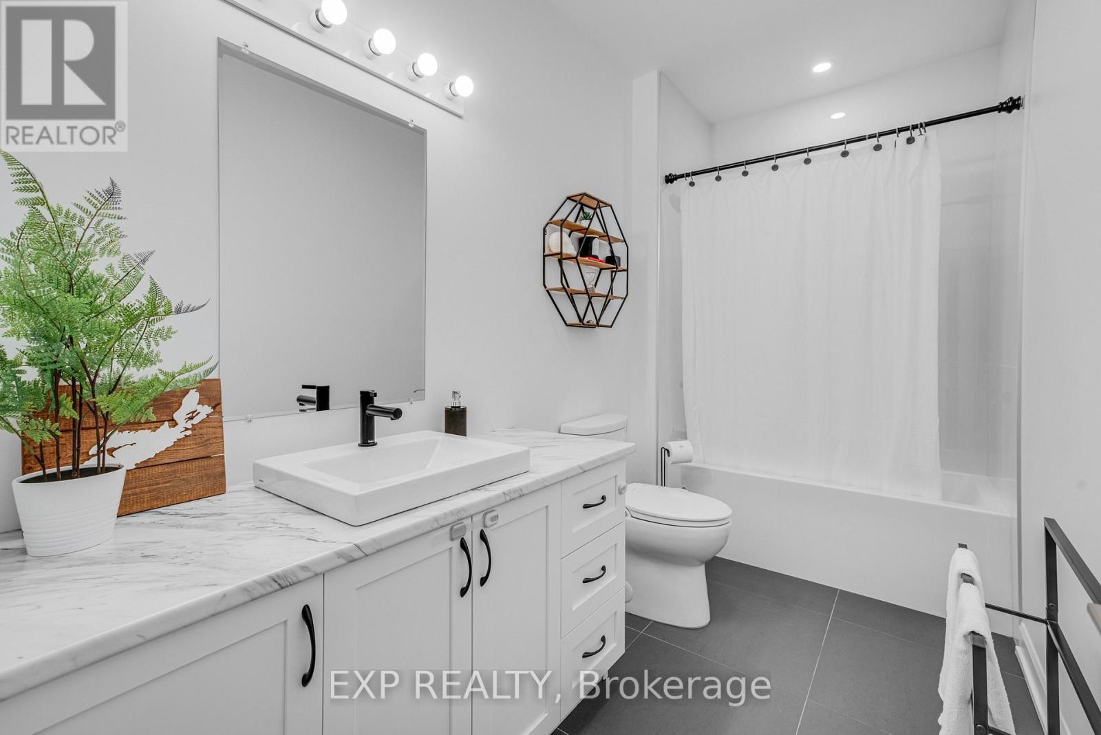 441 Arora Crescent, North Dundas, Ontario  K0C 2K0 - Photo 19 - X12920208