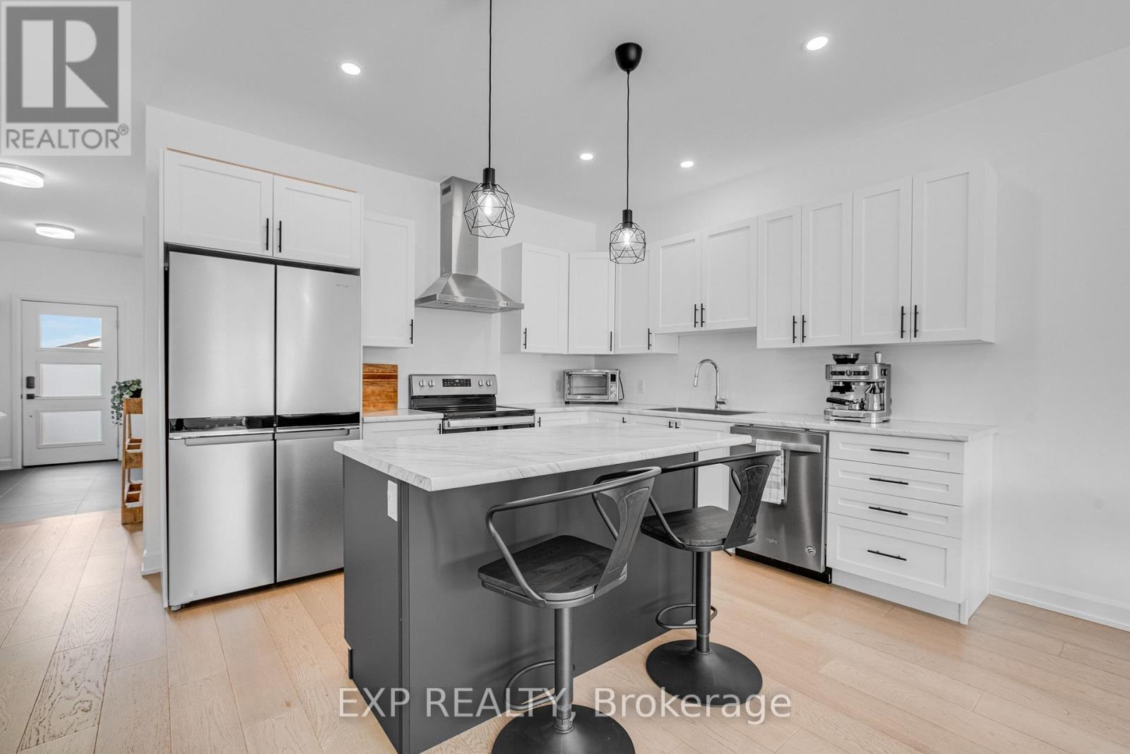 441 Arora Crescent, North Dundas, Ontario  K0C 2K0 - Photo 6 - X12920208