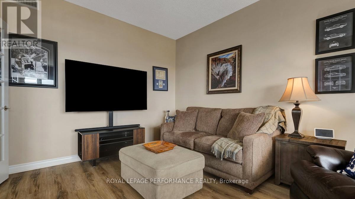 2002 - 1480 Riverside Drive, Ottawa, Ontario  K1G 5H2 - Photo 19 - X12920342