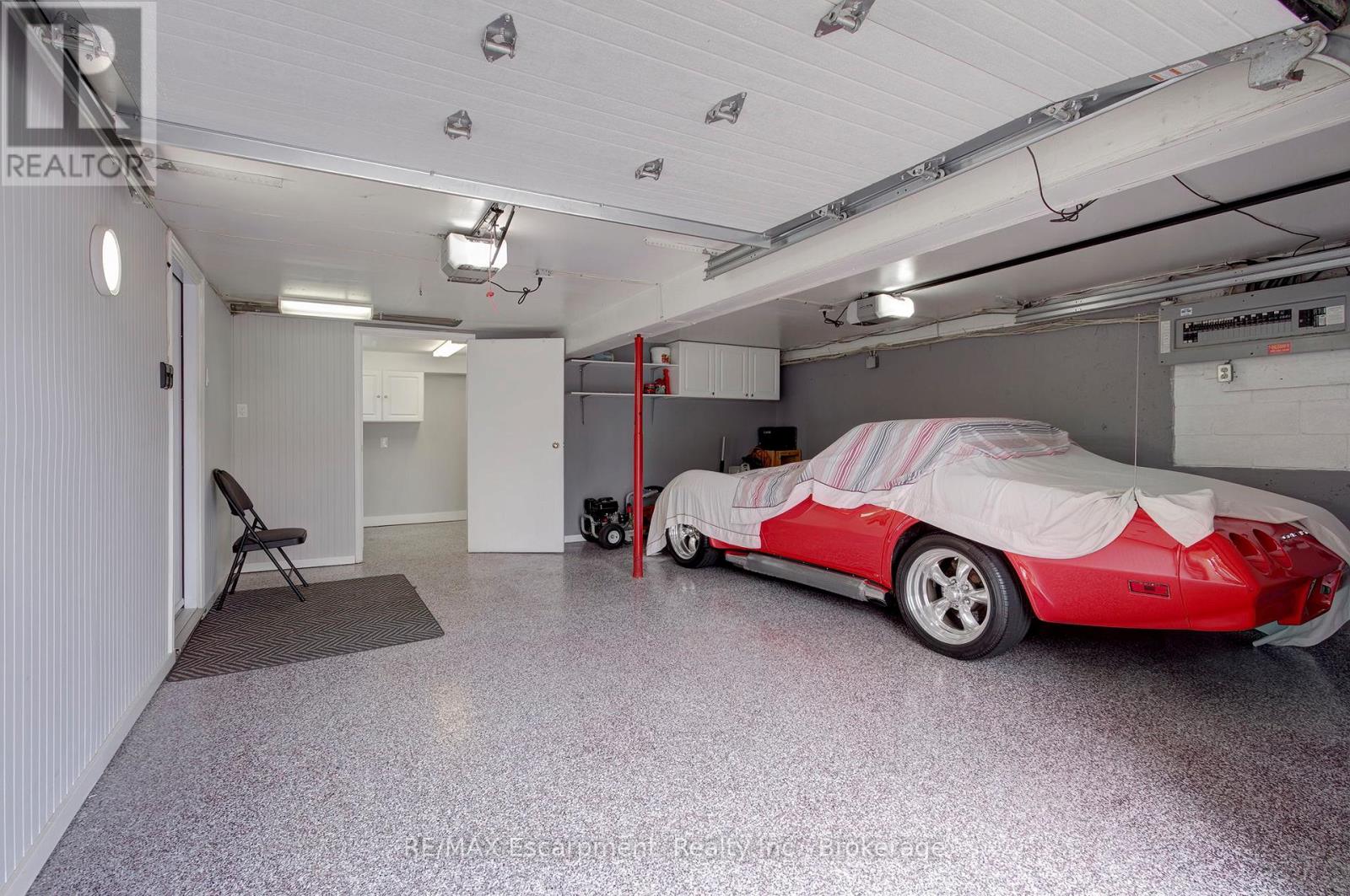 2183 Sandringham Drive, Burlington, Ontario  L7P 3E7 - Photo 41 - W12920242