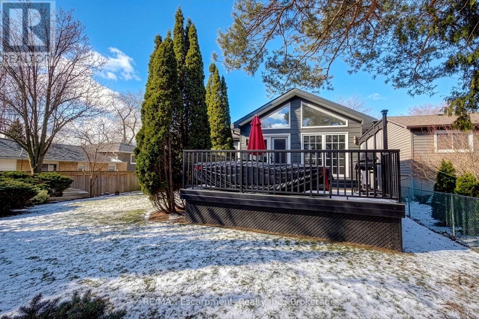 2183 Sandringham Drive, Burlington, Ontario  L7P 3E7 - Photo 43 - W12920242