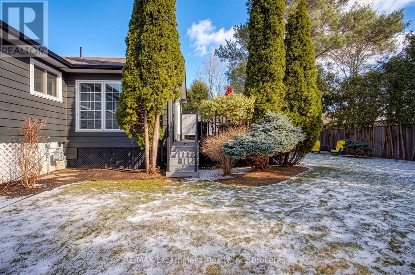 2183 Sandringham Drive, Burlington, Ontario  L7P 3E7 - Photo 46 - W12920242