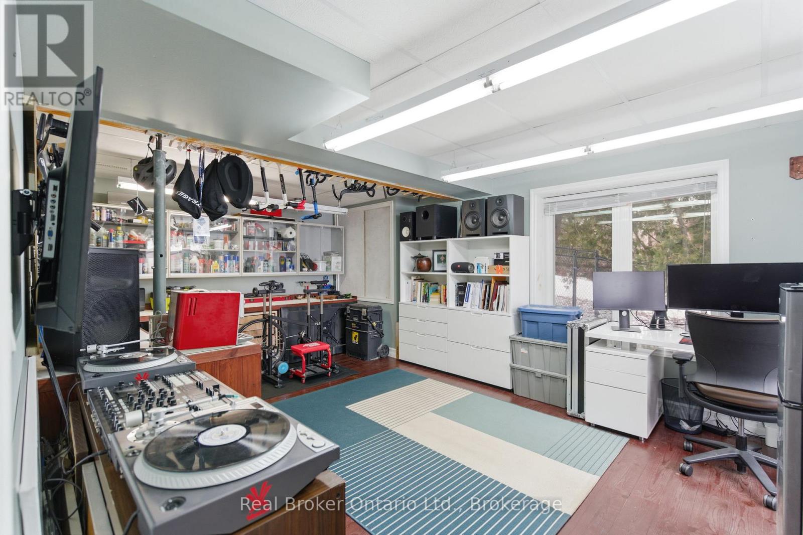 19 North Taylor Road, Kawartha Lakes, Ontario  K0M 2B0 - Photo 18 - X12920222