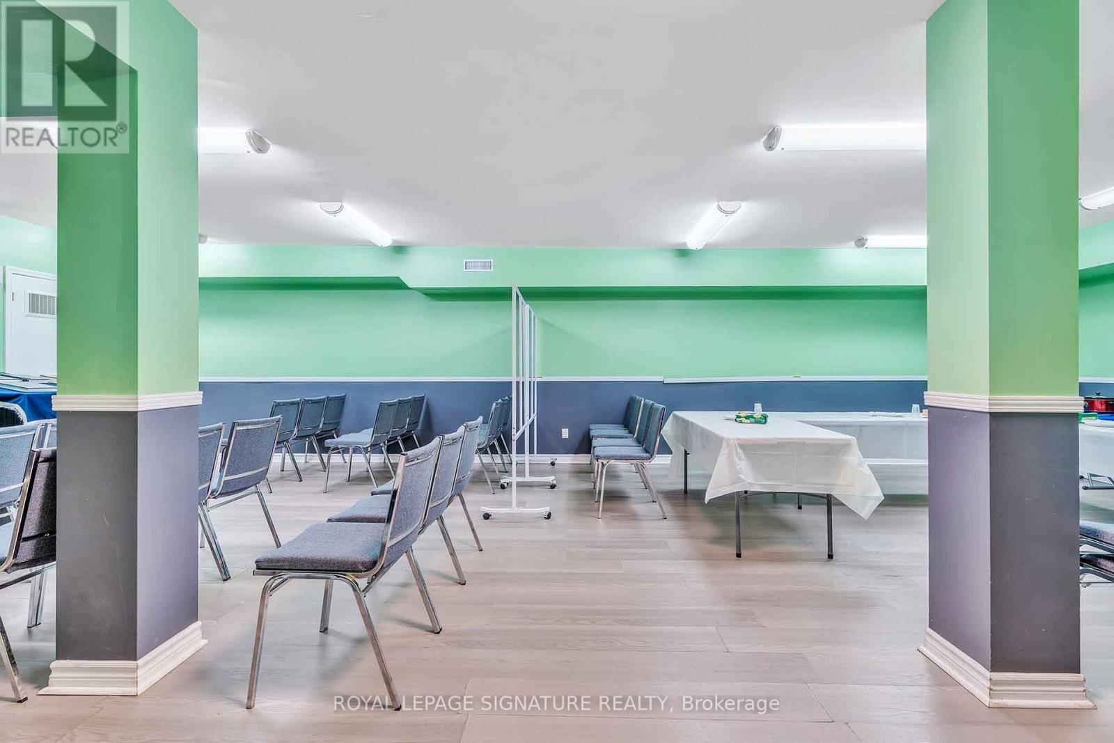 83 Dawson Manor Boulevard, Newmarket, Ontario  L3X 2H5 - Photo 28 - N12894542