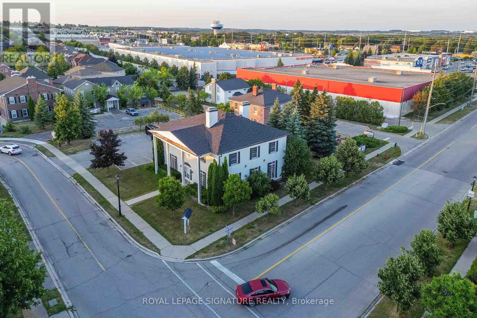 83 Dawson Manor Boulevard, Newmarket, Ontario  L3X 2H5 - Photo 43 - N12894542