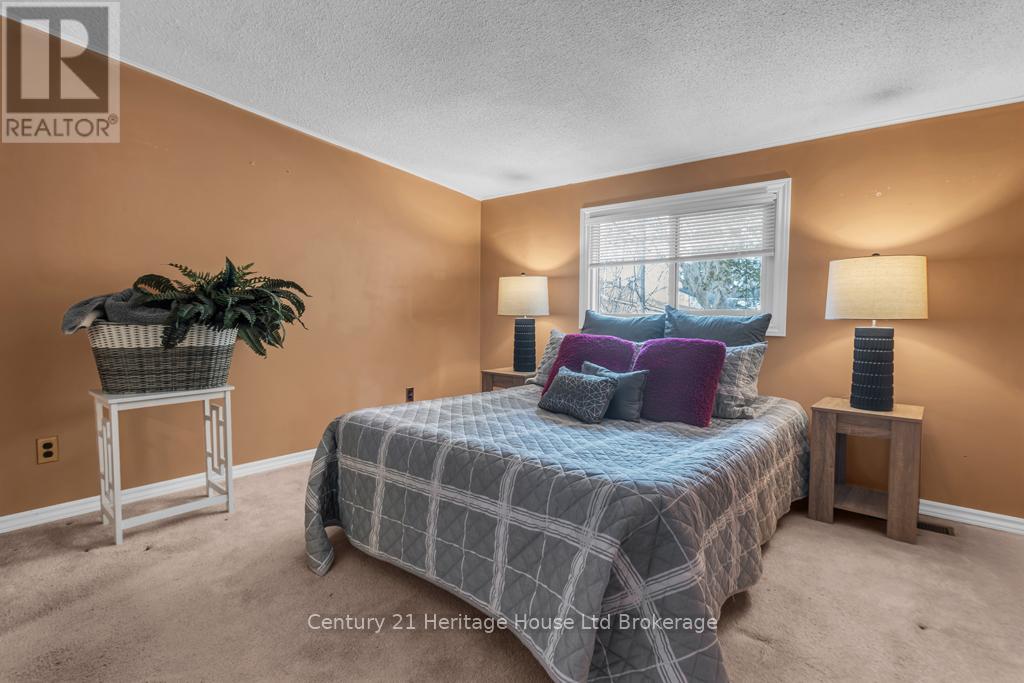 386 Oxford Avenue, Ingersoll, Ontario  N5C 3H6 - Photo 15 - X12920202