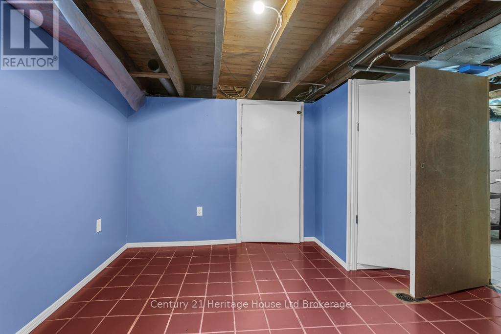 386 Oxford Avenue, Ingersoll, Ontario  N5C 3H6 - Photo 21 - X12920202