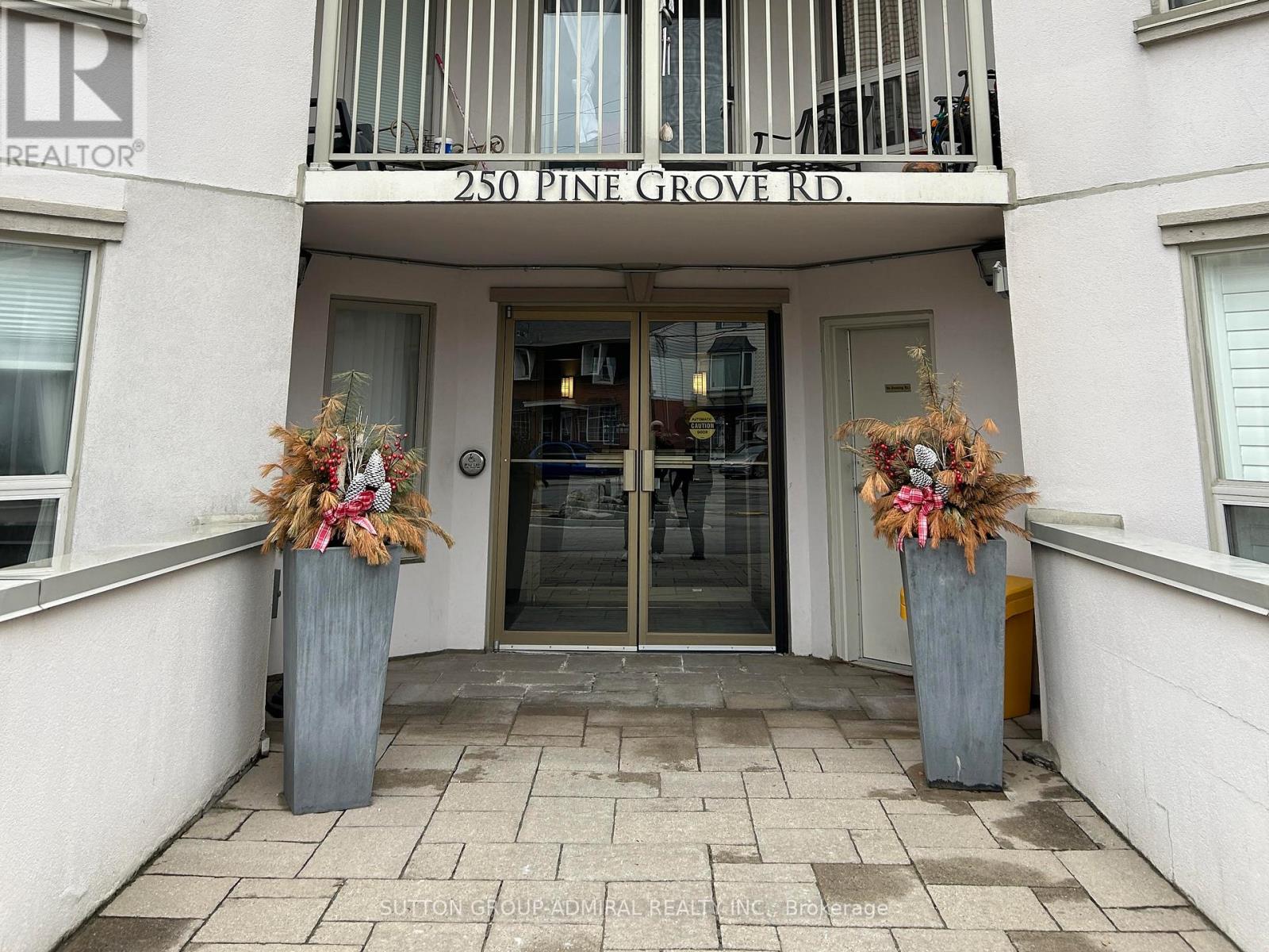 216 - 250 Pine Grove Road, Vaughan, Ontario  L4L 9M6 - Photo 2 - N12919616