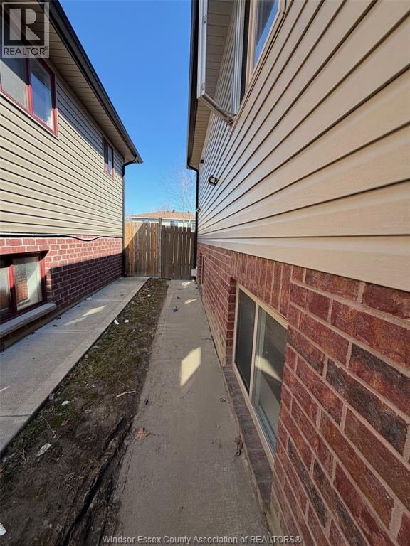 2148 Everts Avenue Unit# Lower, Windsor, Ontario  N9B 3X5 - Photo 13 - 26006227