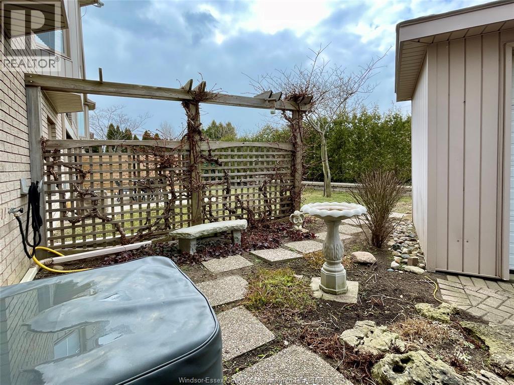 56 Queen's Hill Crescent, Leamington, Ontario N8H 5M5 - Photo 30 - 26006148