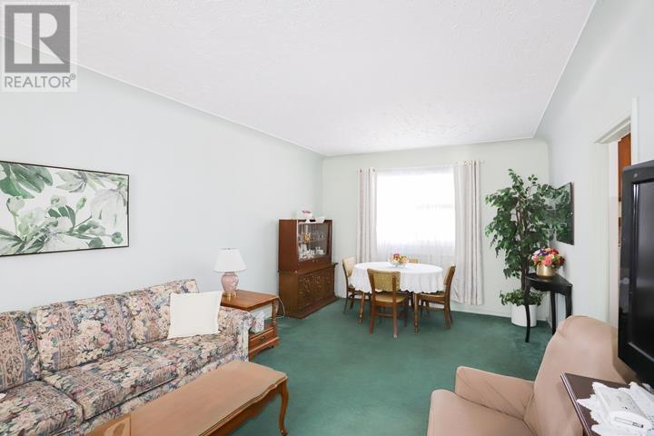 190 Lake St, Sault Ste. Marie, Ontario  P6A 4B1 - Photo 13 - SM260524