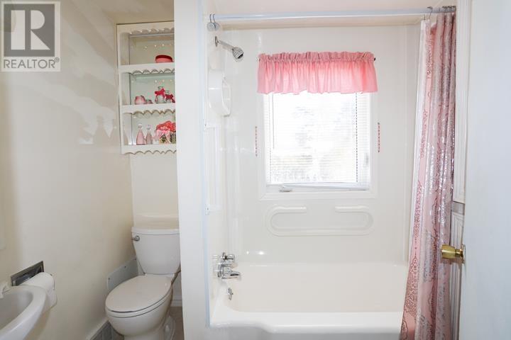 190 Lake St, Sault Ste. Marie, Ontario  P6A 4B1 - Photo 28 - SM260524