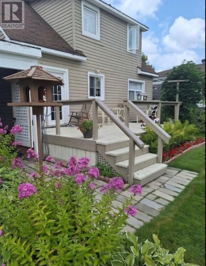 190 Lake St, Sault Ste. Marie, Ontario  P6A 4B1 - Photo 9 - SM260524