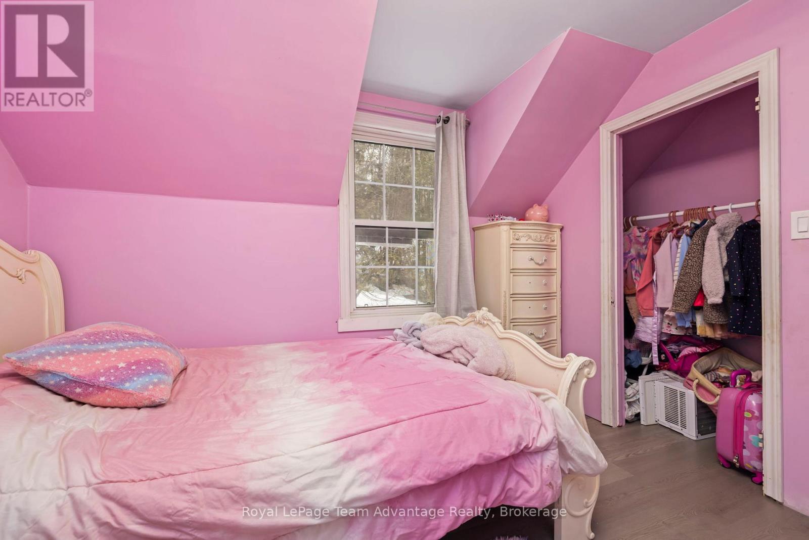 5 Murray Point Road, Mcdougall, Ontario  P2A 2W9 - Photo 15 - X12920278